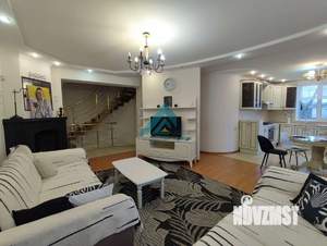 Дом 180м², 2-этажный, участок 5 сот.  