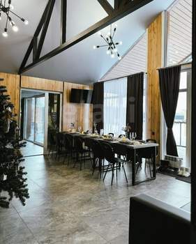 Дом 193м², 1-этажный, участок 10 сот.  