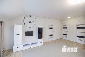 Дом 232м², 2-этажный, участок 3 сот.  