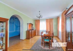Коттедж 468м², 3-этажный, участок 9 сот.  