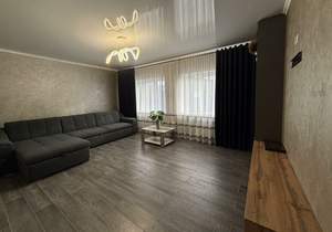 Дом 207м², 2-этажный, участок 10 сот.  