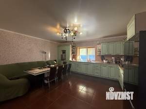 Коттедж 269м², 2-этажный, участок 8 сот.  