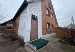 Дом 244м², 3-этажный, участок 9 сот.  