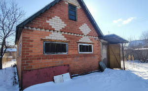 Дом 22м&sup2;, 2-этажный, участок 10 сот.  