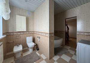 Дом 430м², 2-этажный, участок 9 сот.  