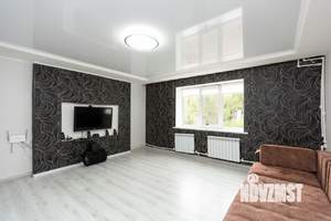 Дом 180м², 2-этажный, участок 8 сот.  