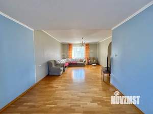 Дом 468м², 4-этажный, участок 10 сот.  