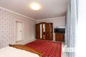 Дом 216м&sup2;, 2-этажный, участок 10 сот.  