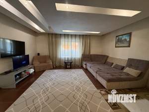 Коттедж 269м&sup2;, 2-этажный, участок 8 сот.  