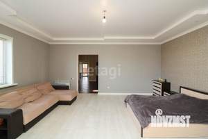 Дом 280м&sup2;, 2-этажный, участок 6 сот.  