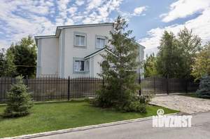 Дом 250м², 2-этажный, участок 13 сот.  
