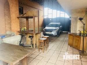 Коттедж 245м², 3-этажный, участок 11 сот.  