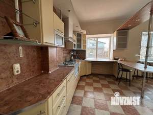 Дом 335м², 2-этажный, участок 10 сот.  