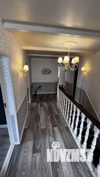 Коттедж 240м², 2-этажный, участок 6 сот.  