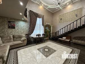 Коттедж 293м², 2-этажный, участок 5 сот.  