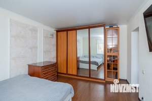 Дом 270м², 3-этажный, участок 6 сот.  