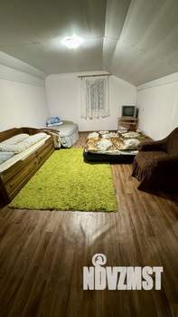 Дом 50м², 2-этажный, участок 10 сот.  