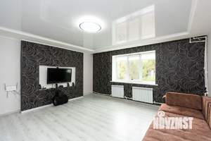 Дом 180м&sup2;, 2-этажный, участок 8 сот.  