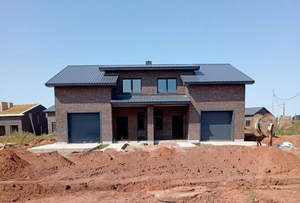 Дом 165м&sup2;, 2-этажный, участок 4 сот.  