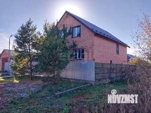 Дом 215м², 2-этажный, участок 10 сот.  