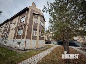 Таунхаус 246м², 3-этажный, участок 1 сот.  