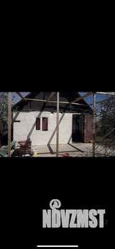 Дом 30м&sup2;, 2-этажный, участок 6 сот.  