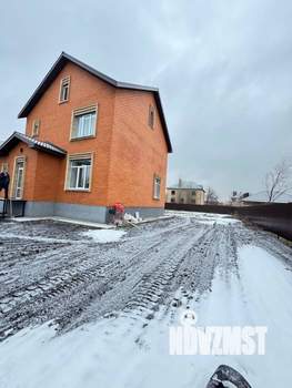 Дом 234м², 2-этажный, участок 1000 сот.  