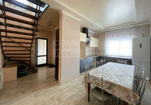 Дом 180м², 2-этажный, участок 4 сот.  