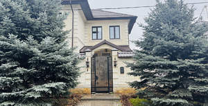 Дом 425м², 3-этажный, участок 9 сот.  