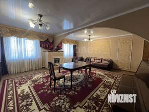 Дом 342м², 2-этажный, участок 13 сот.  