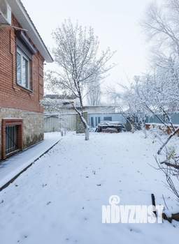 Дом 244м&sup2;, 2-этажный, участок 10 сот.  