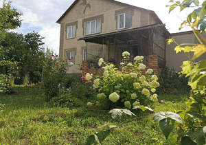 Дом 240м², 2-этажный, участок 9 сот.  
