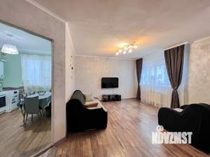 Дом 90м², 2-этажный, участок 1 сот.  