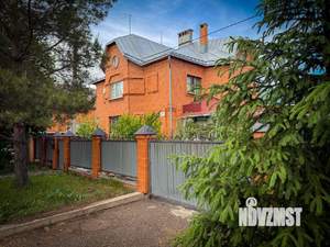 Дом 280м², 2-этажный, участок 9 сот.  