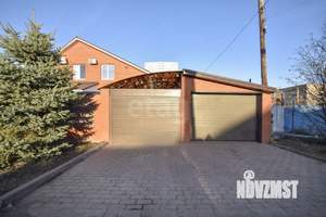 Дом 180м², 2-этажный, участок 5 сот.  