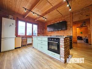 Дом 257м&sup2;, 3-этажный, участок 5 сот.  