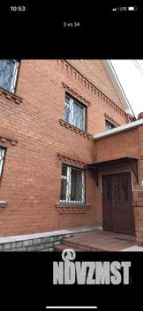 Коттедж 350м², 2-этажный, участок 10 сот.  