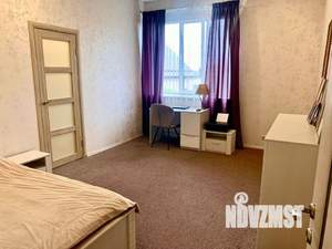Дом 250м², 2-этажный, участок 6 сот.  