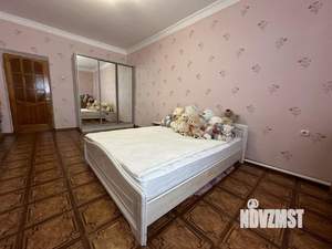 Дом 300м², 2-этажный, участок 8 сот.  