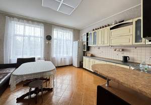 Дом 198м², 1-этажный, участок 4 сот.  