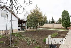 Дом 280м², 2-этажный, участок 8 сот.  