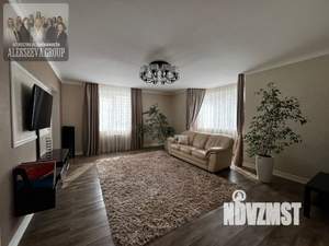 Дом 293м², 2-этажный, участок 8 сот.  