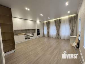 Дом 130м², 2-этажный, участок 3 сот.  