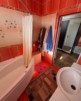 Дом 185м², 2-этажный, участок 6 сот.  