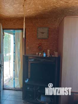 Дом 18м², 1-этажный, участок 8 сот.  