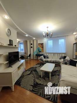 Дом 180м², 2-этажный, участок 5 сот.  