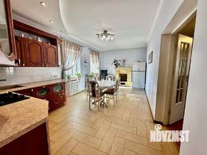 Дом 160м², 2-этажный, участок 4 сот.  