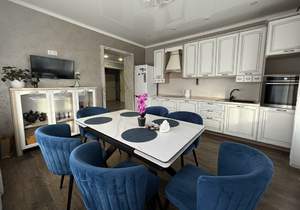 Дом 207м², 2-этажный, участок 10 сот.  