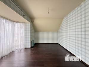 Коттедж 353м², 2-этажный, участок 5 сот.  