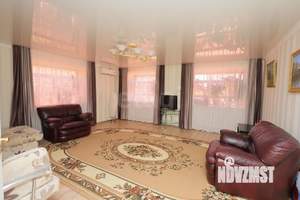 Дом 280м², 2-этажный, участок 8 сот.  